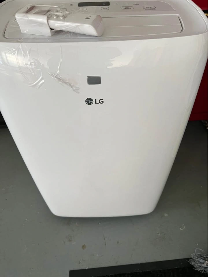 LG 6,000 BTU Portable Air Conditioner - photo 2