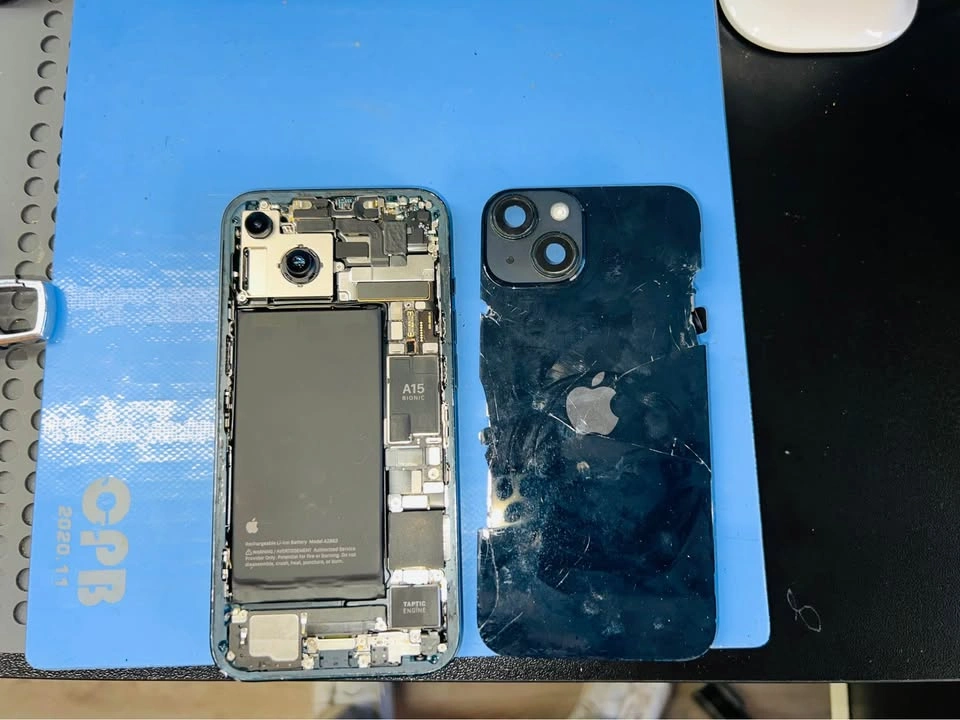 Cell Phone Replacement Screens - photo 2