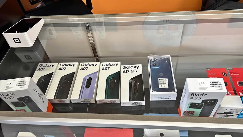 Mobile phones on sale..!