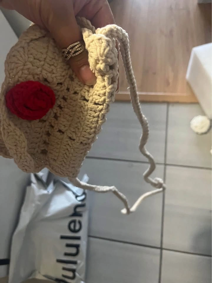 Hand Crocheted Bag - photo 3