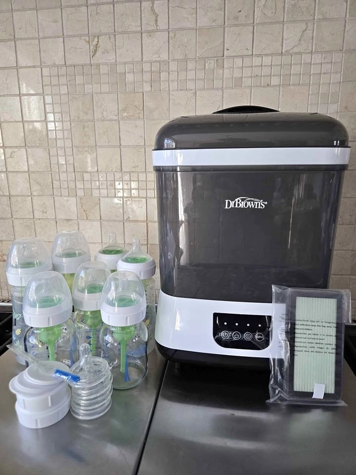Dr. Brown's Sterilizer Dryer + HEPA Filter + 7 Bottles