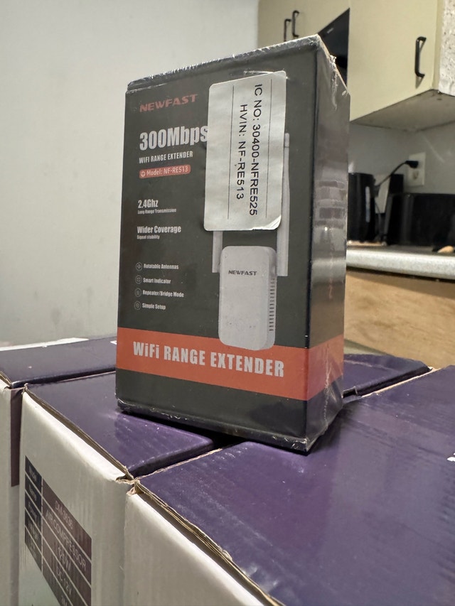 Newfast 300Mbps WiFi Range Extender - Model NF-RE513