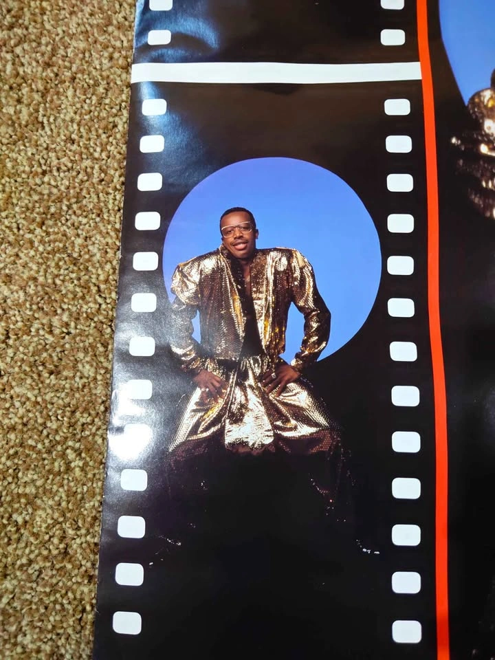 Vintage 1990 MC Hammer's Can't Touch This Poster - photo 4