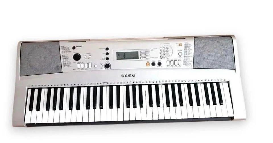 Yamaha PSR-E313 61-key Keyboard