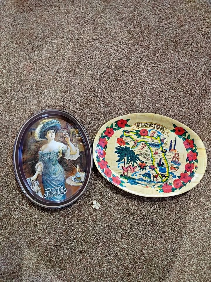 Vintage 60's - 80's Serving Trays x2