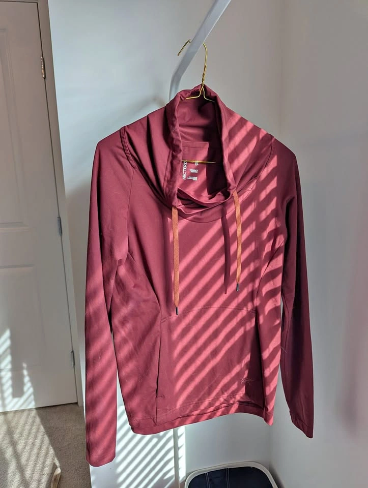 Arc'Teryx Hooded Long Sleeve