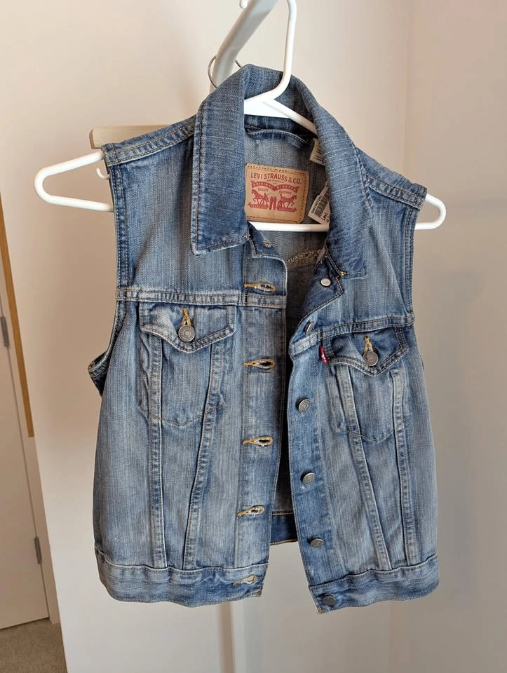 Women's Levi's Denim Vest