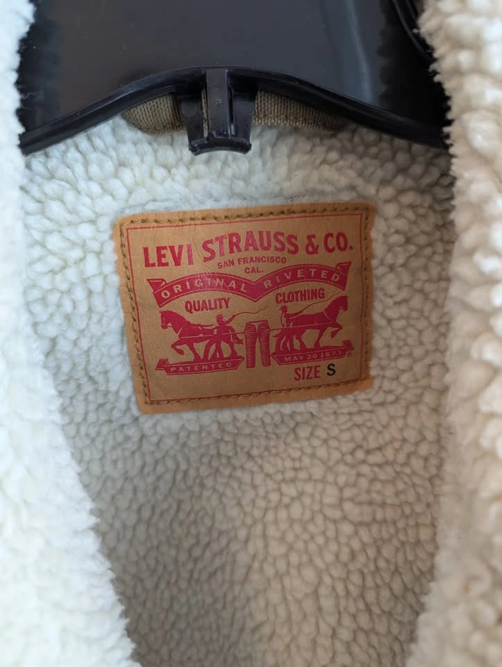 Men's Small Levi Sherpa Jacket - photo 2