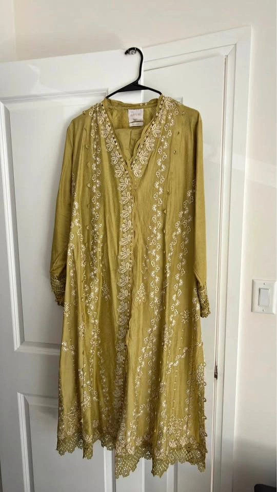 Suffuse Lawn Pakistani Dress