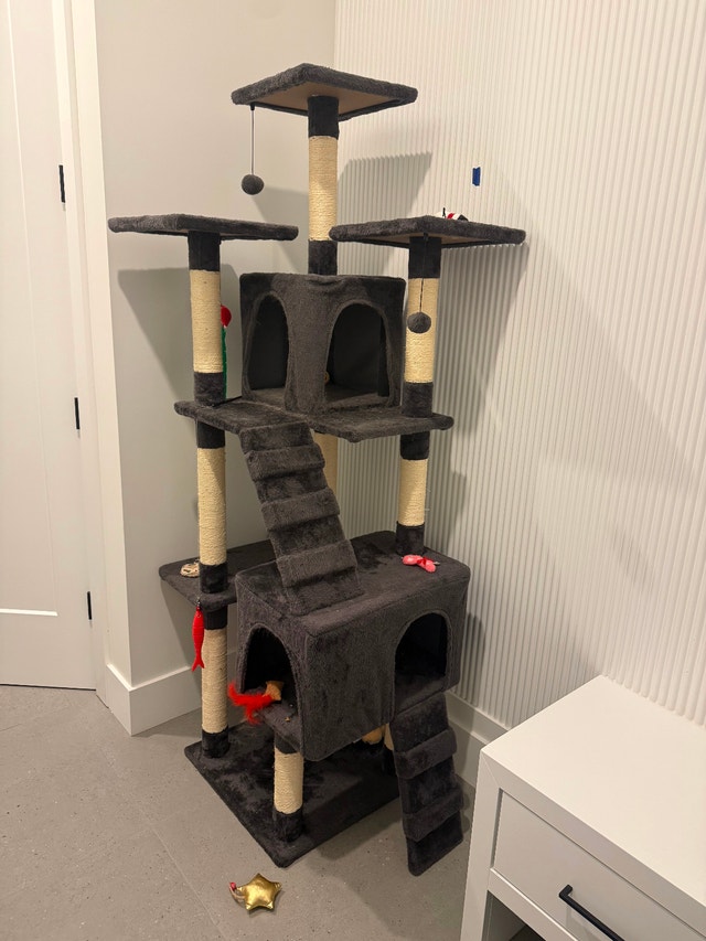 Cat Tree, Pick up only. - photo 3