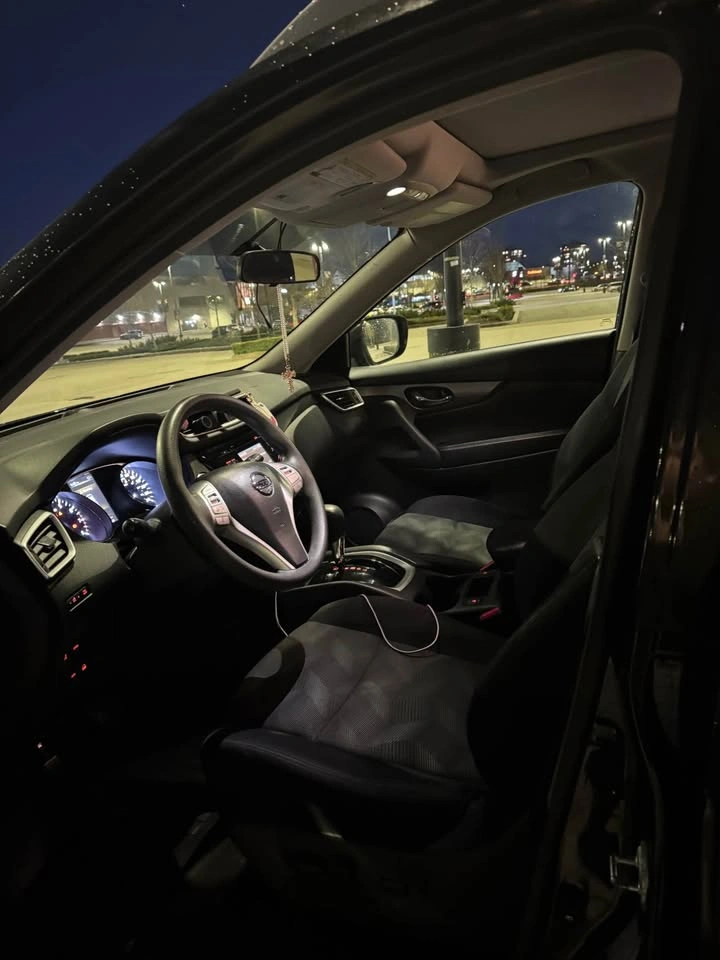 2014 Nissan Rogue AWD - Rebuilt Title - photo 5