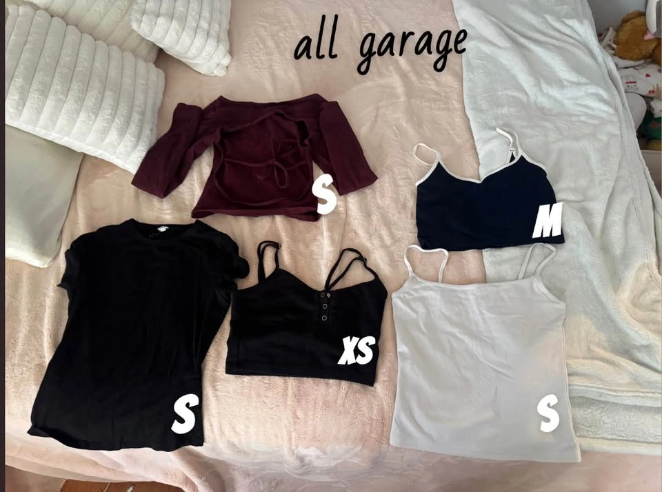 Clothes Lot - Garage/Aritzia/Lululemon/Old Navy - photo 2