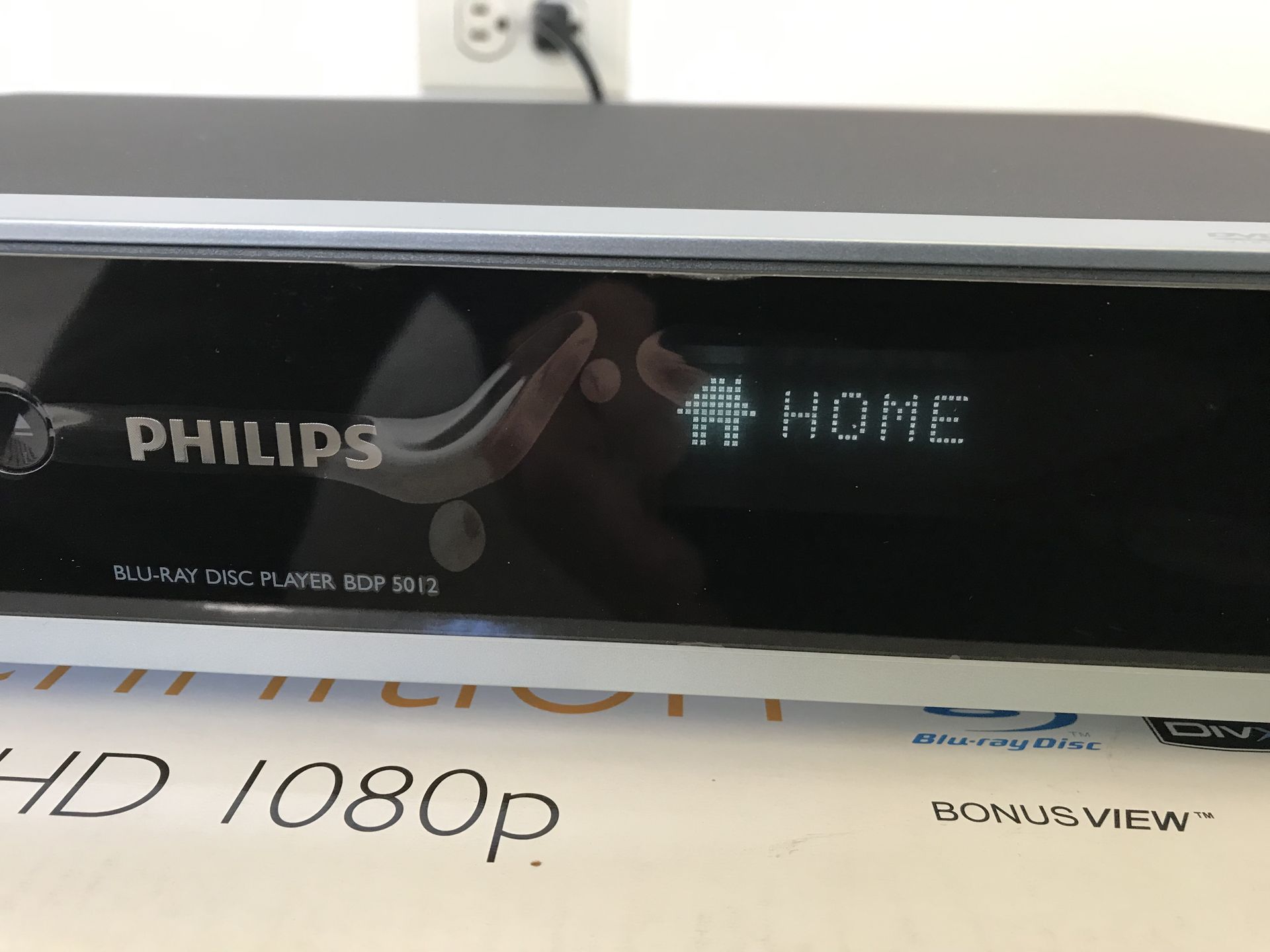 PHILIPS BDP 5012 HDMI BLUE-RAY PLAYER - photo 2