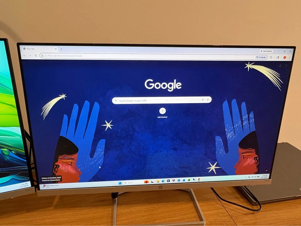 2 HP 22" Monitors (M22f) - Matching Set + Webcam - photo 2