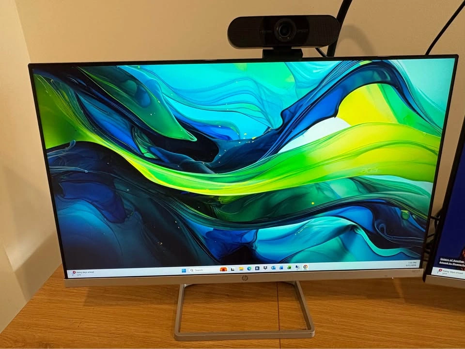 2 HP 22" Monitors (M22f) - Matching Set + Webcam - photo 3