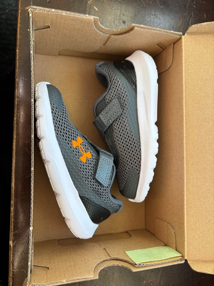 BNIB Under Armour toddler shoes C7 - photo 4
