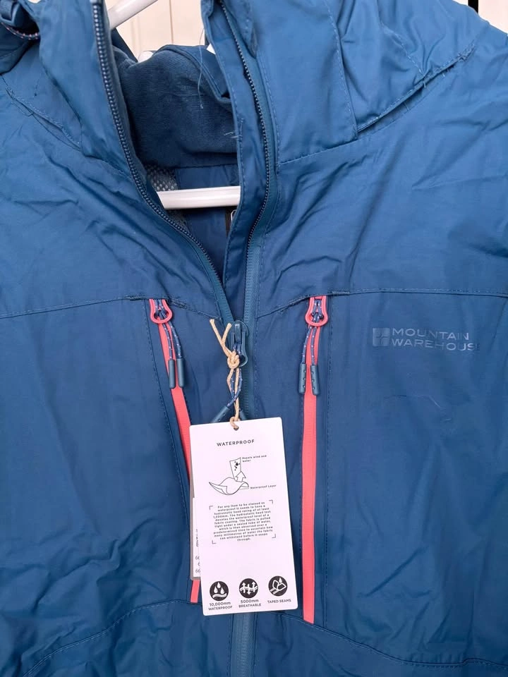 BNWT Women's Size 20 Rain Jacket - Mountain Warehouse - photo 3