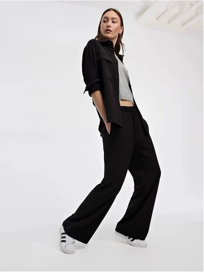 Reitmans Wide-Leg High-Rise Pull-On Pant - The Timeless