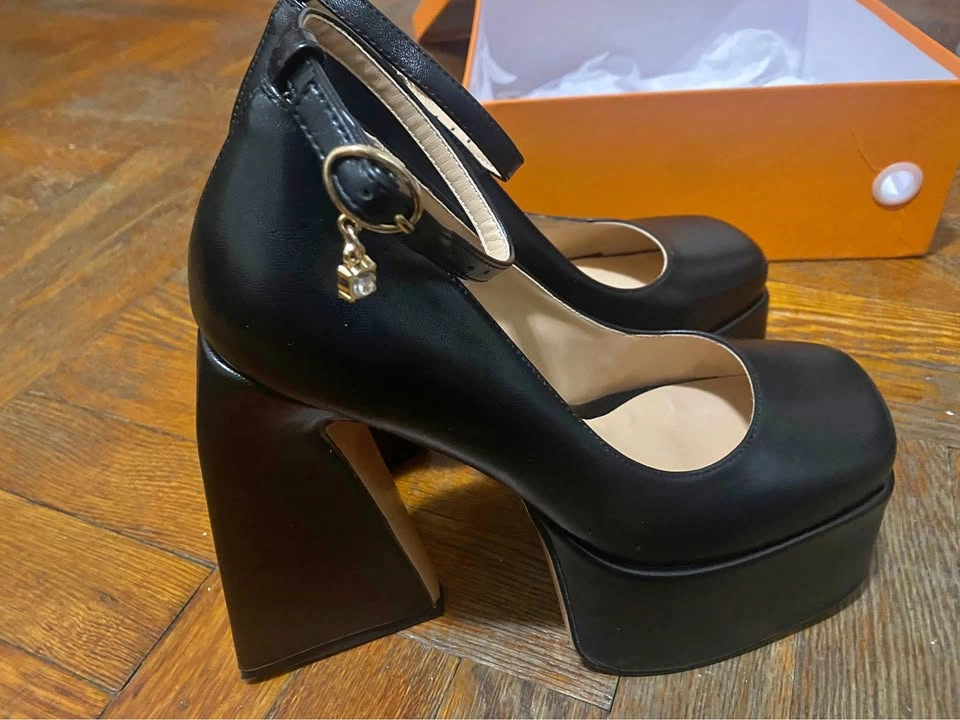 Black Platform Heels Pumps