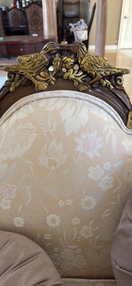 Vintage French Provincial / Louis XV Style Carved Wood Sofa - photo 3
