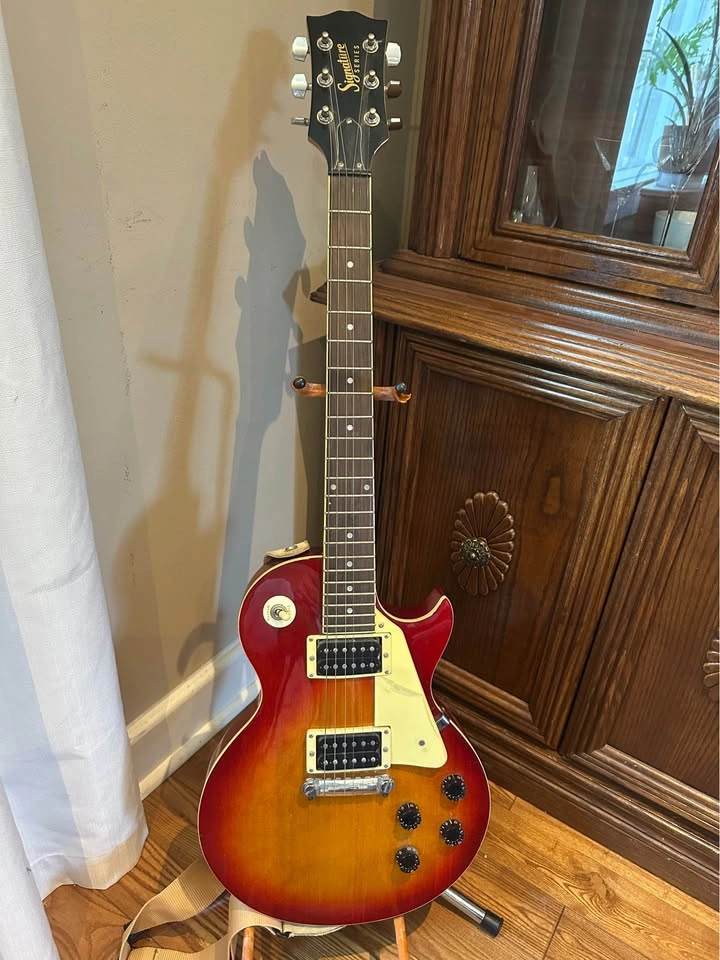 Gibson electric guitar - photo 5