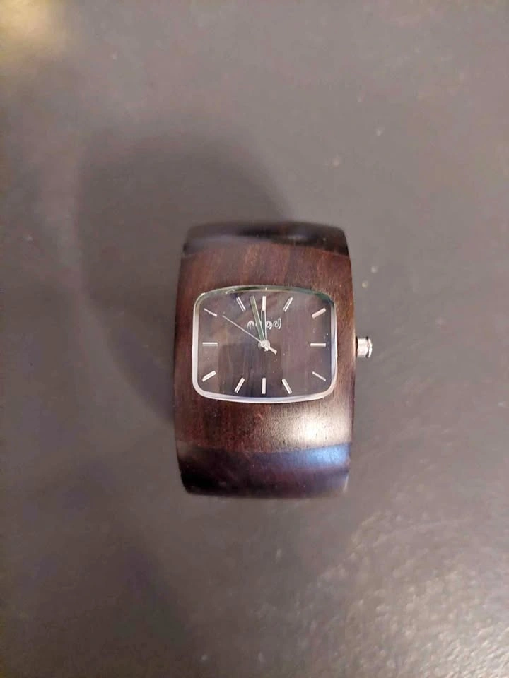 Nood women's watch
