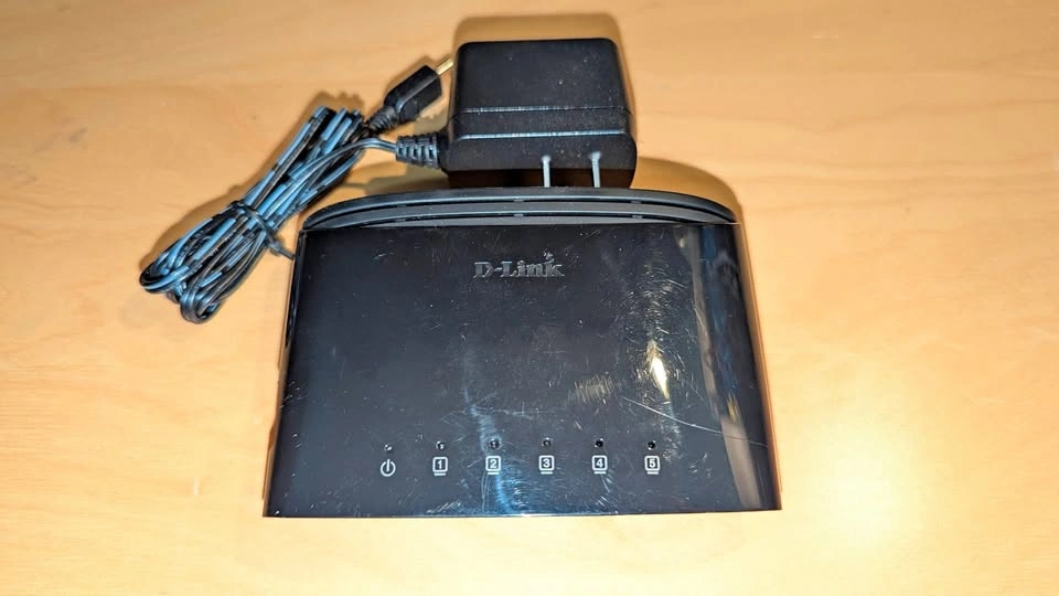D-link 5 Port Unmanaged Switch