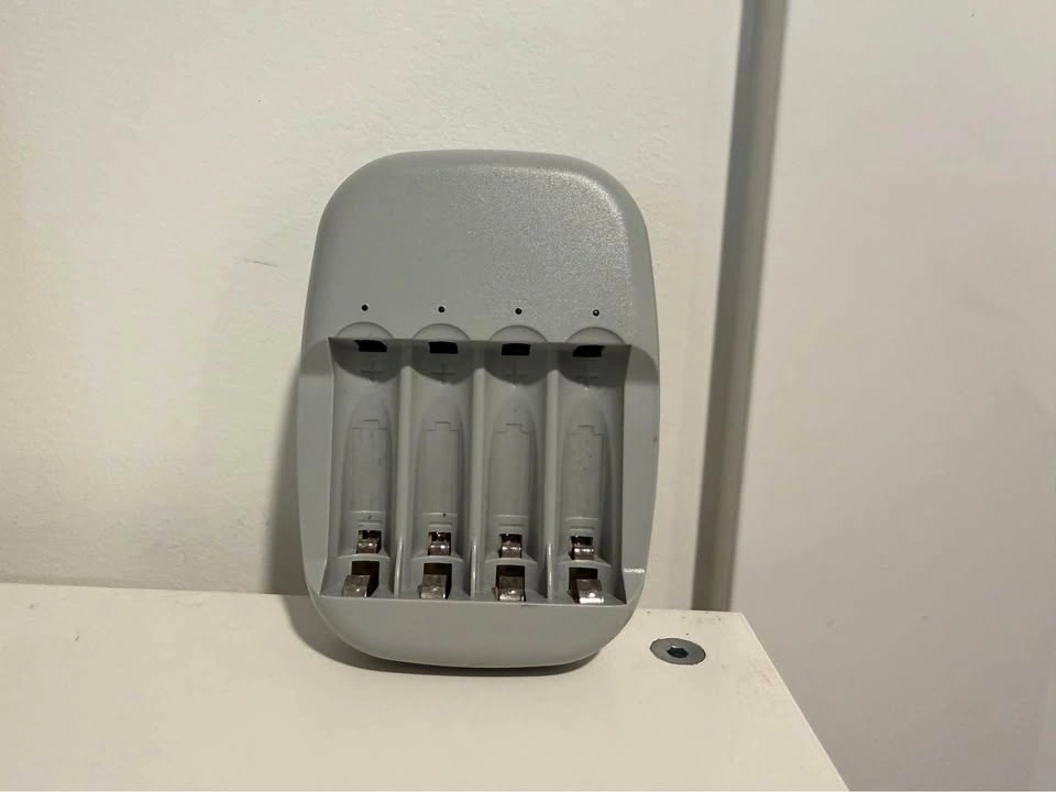Ikea STENKOL Battery Charger