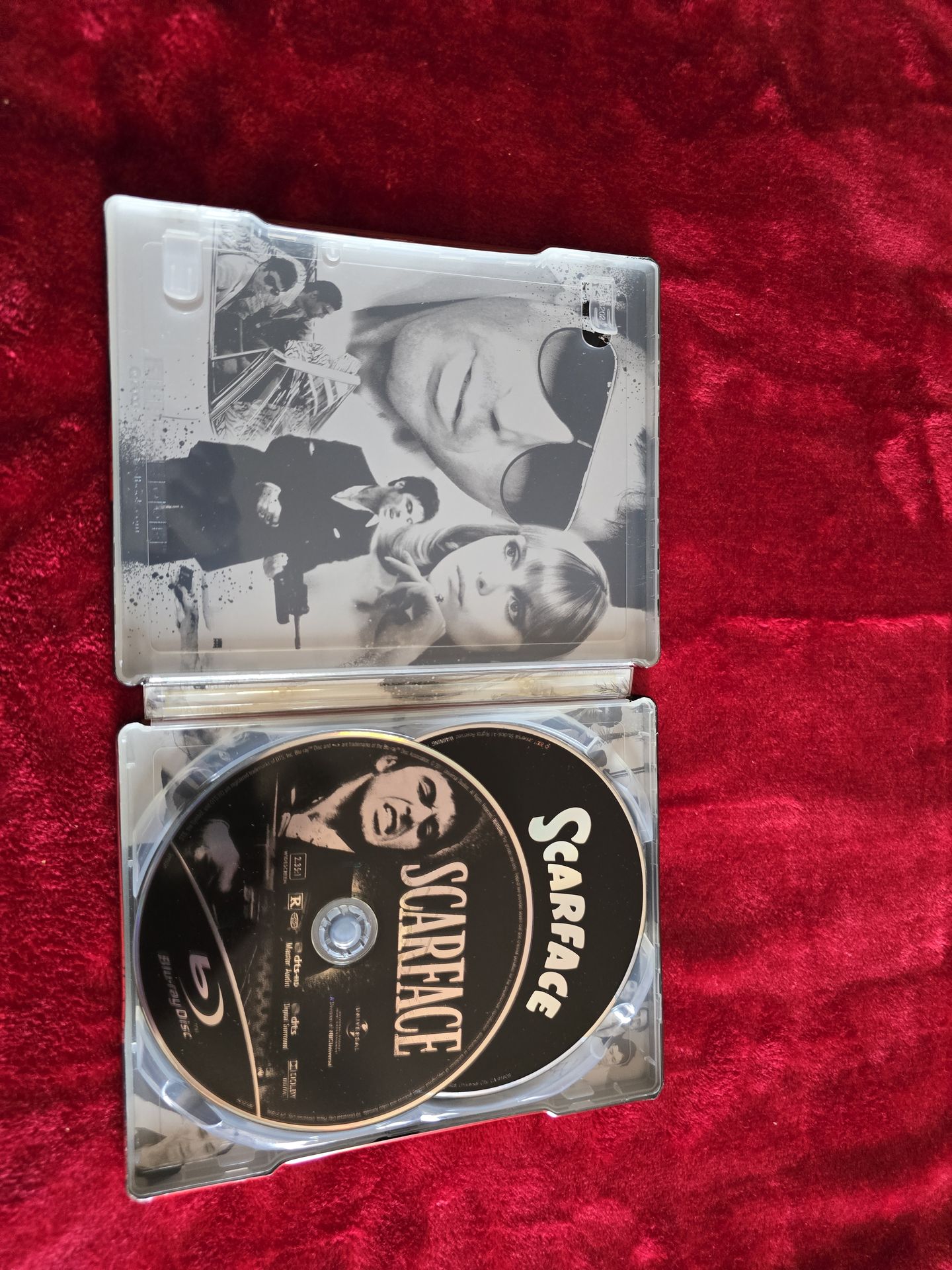 1983 Scarface Limited Edition Blu-ray DVD Collection - photo 2