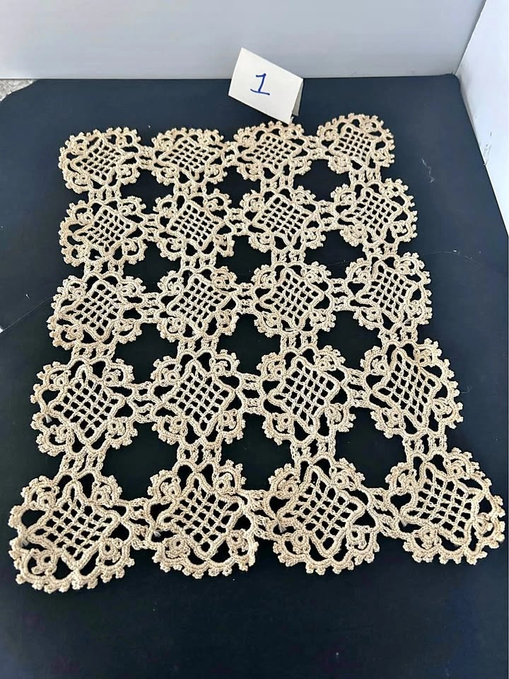 Vintage crochet Dollies