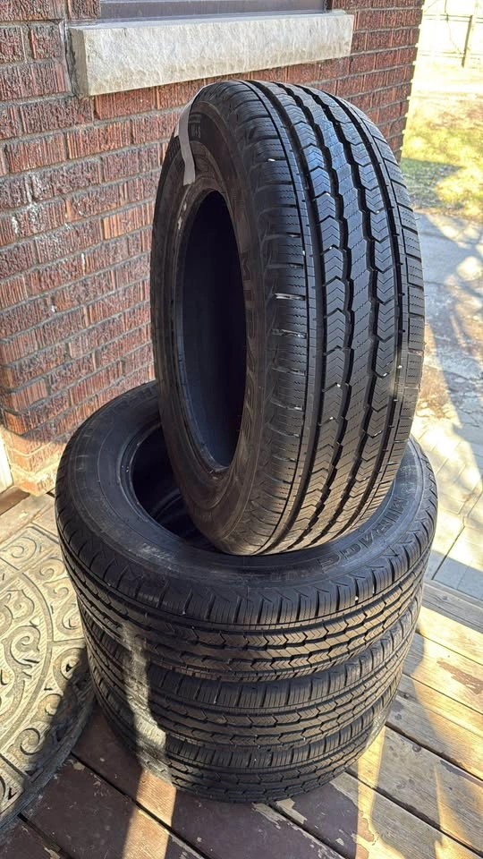 Mirage All-Season Tires Set of 4 - 225/65R17 (95% Tread) - photo 4