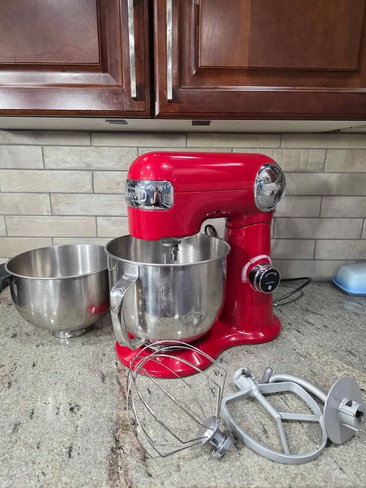 Cuisinart 5.5Qt Digital Stand Mixer For Sale - photo 4