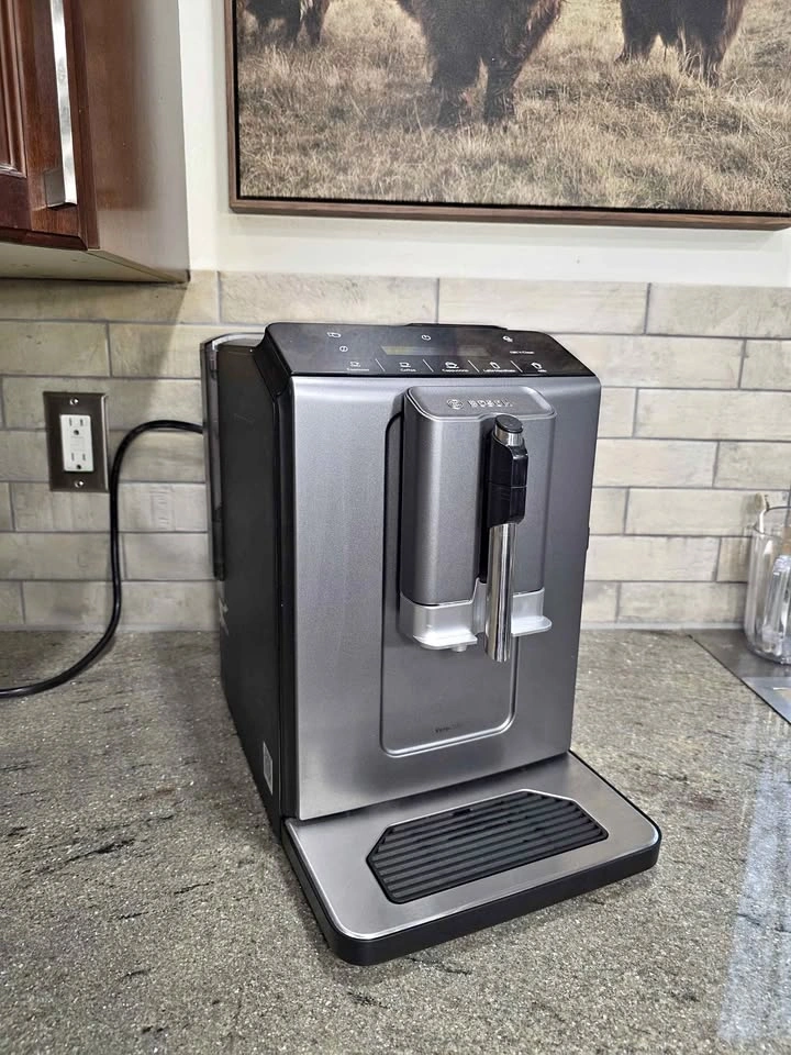 Bosch 300 Series Fully Automatic Espresso Machine
