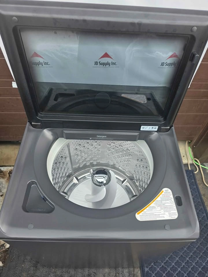 LG 6.1 cu ft. Black Top Load Washer For Sale - photo 4