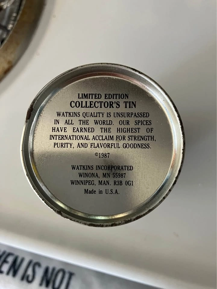 Pending pick up - Vintage Watkins Spice Tins - photo 2