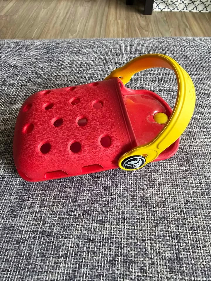 Crocs Belt Clip Phone Case Credit Card Holder Red & Mint Yellow - photo 2