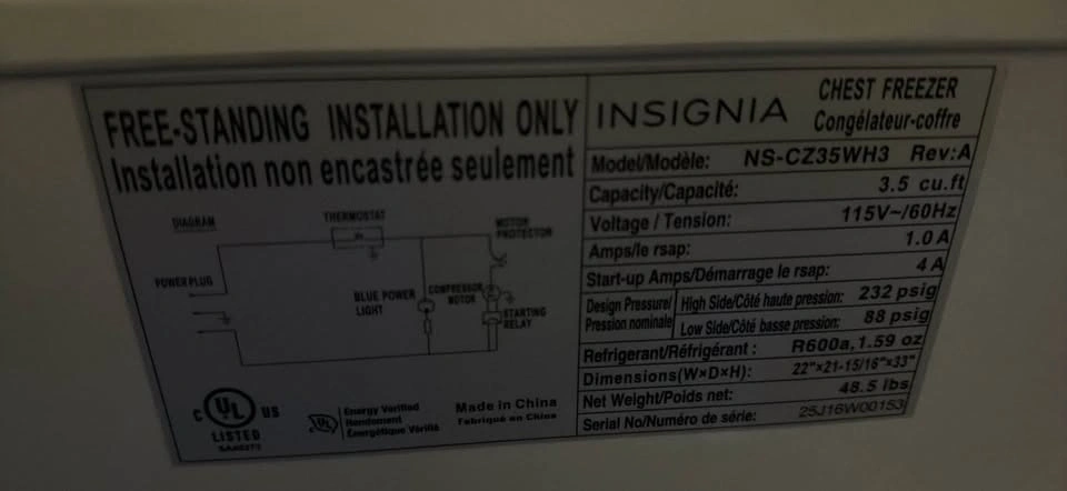 Insignia 3.5 Cu. Ft. Chest Freezer - Garage Ready - photo 3