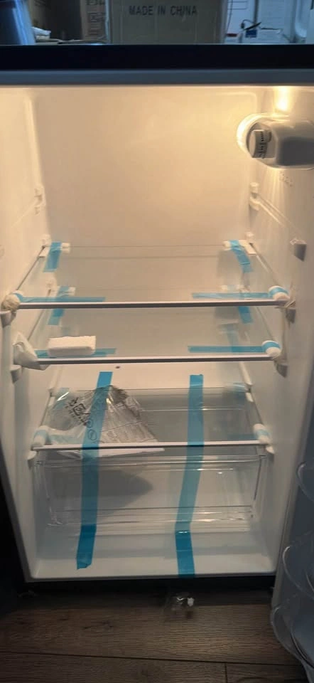 Insignia 4.4 Cu. Ft. Bar Fridge (NS-CF44SS3-C) - Stainless Steel - photo 3