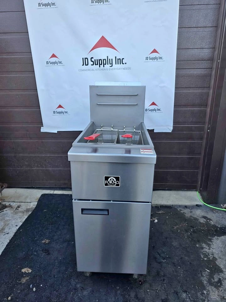 Forno 15.5 in. 50 lb Stainless Steel Natural Gas Commercial Deep