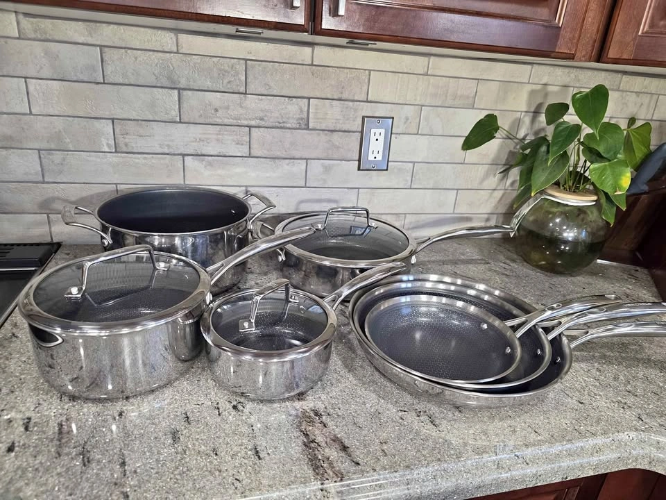 Henckles Paradigm 11-Piece Pot and Pan Set