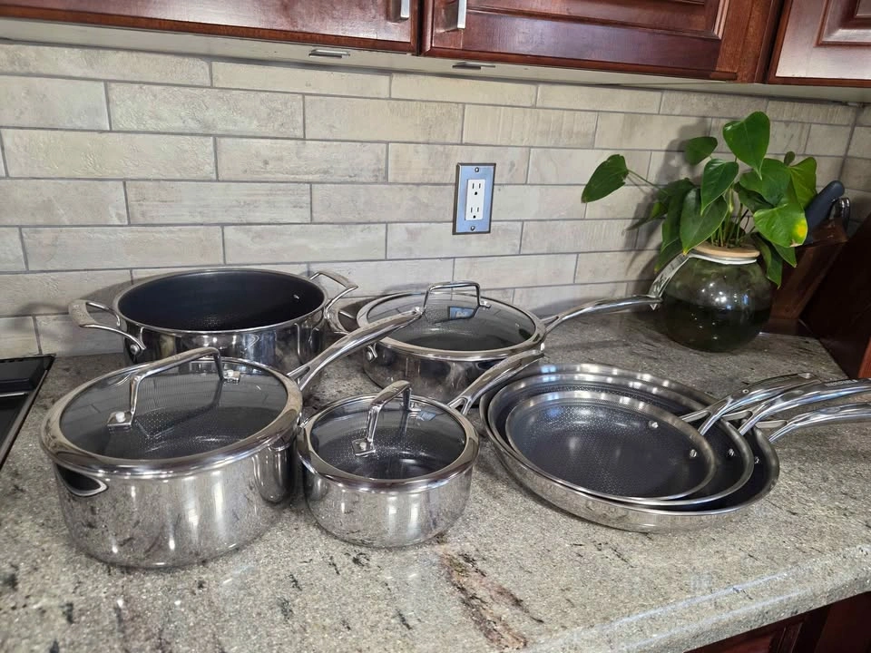 Henckles Paradigm 11-Piece Pot and Pan Set - photo 3