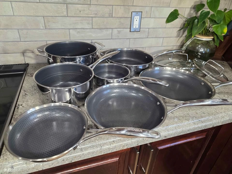 Henckles Paradigm 11-Piece Pot and Pan Set - photo 5