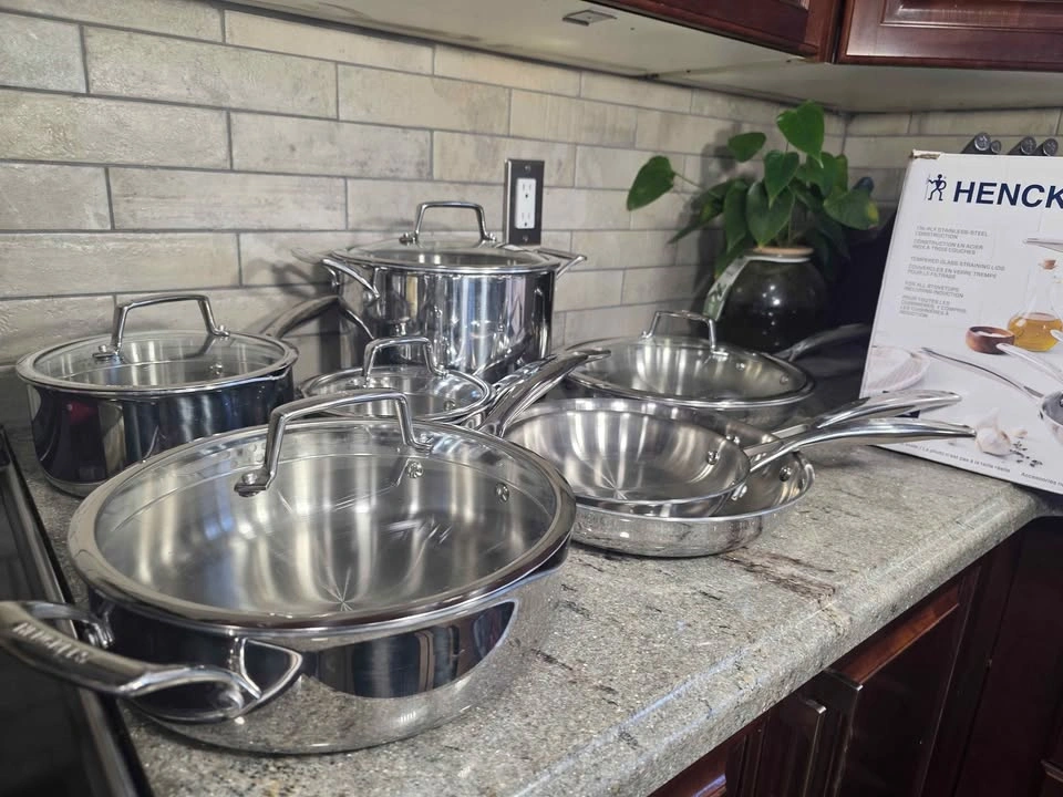 Henckles Legacy Pot and Pan Set For Sale - photo 3