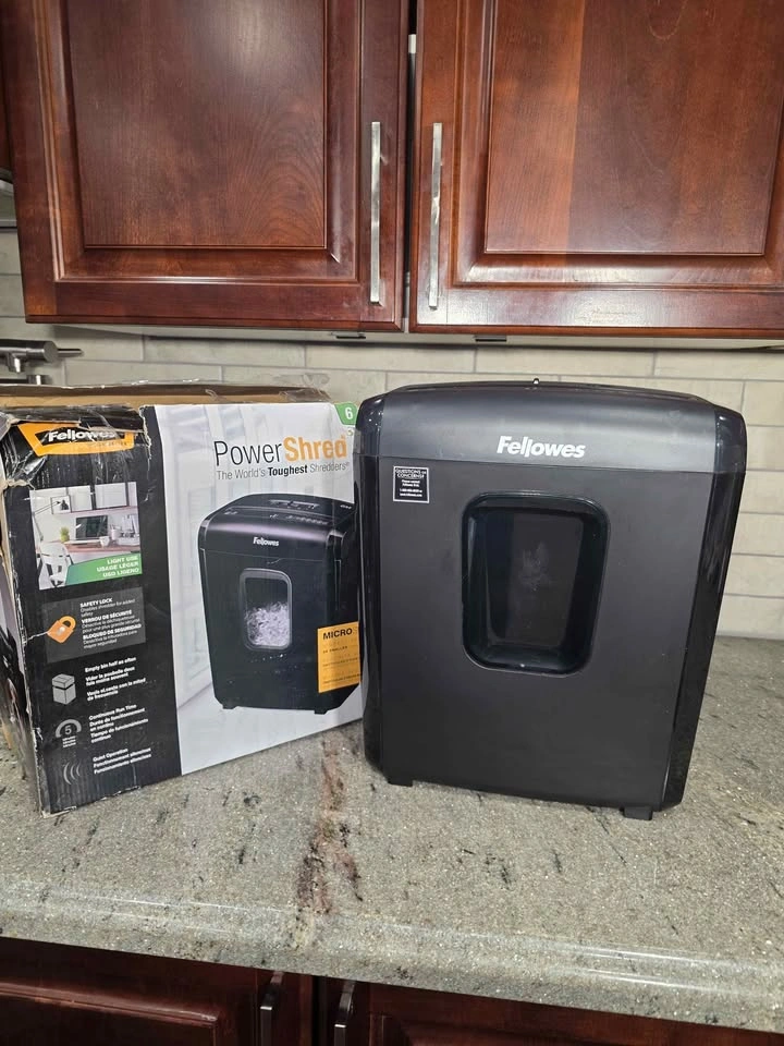 Fellowes Power Shred Paper Shredder For Sale - photo 2