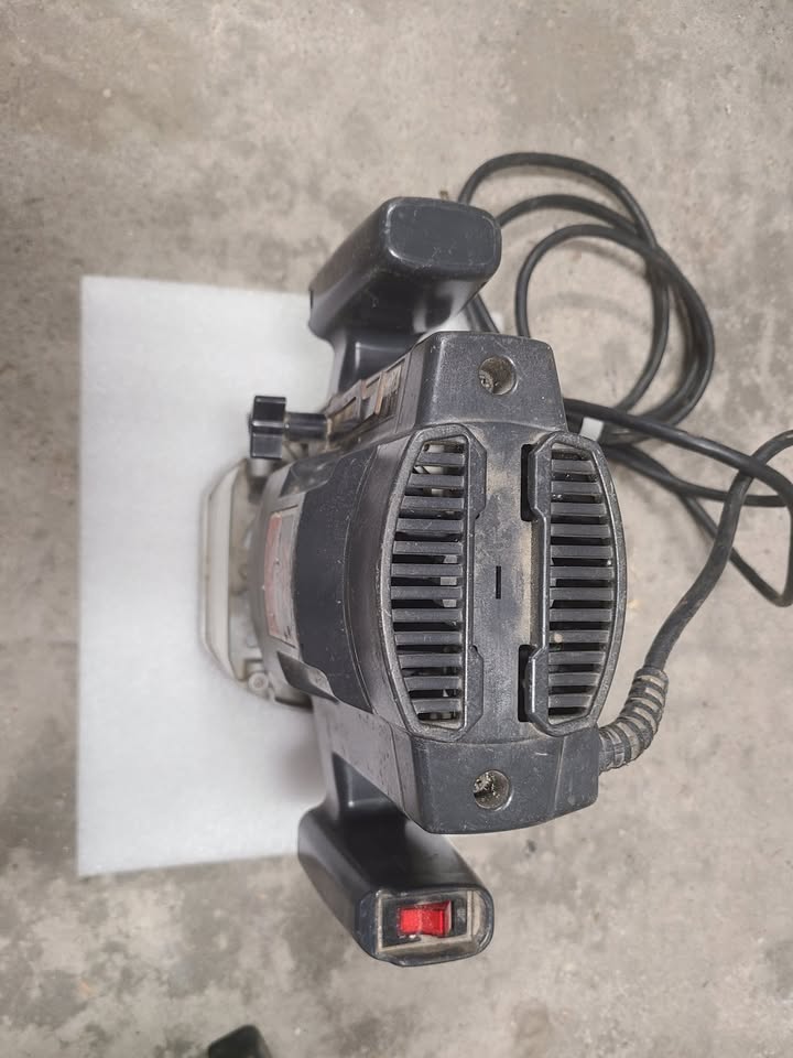 SKIL Router - photo 3