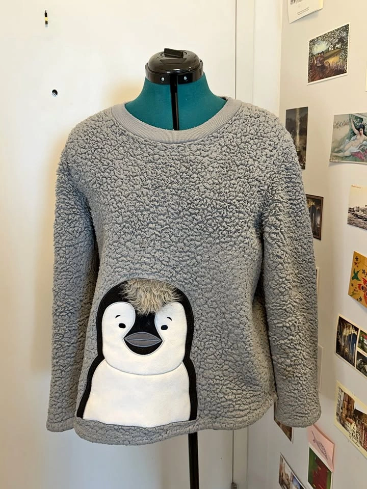 La Vie En Rose Penguin Sweater