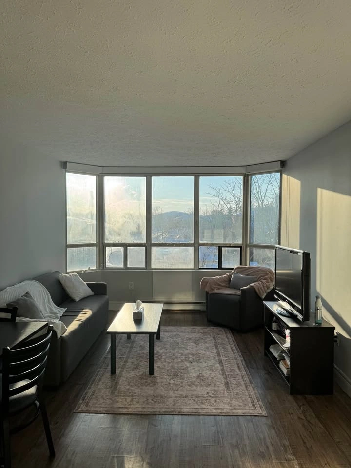 Private room for rent - photo 3