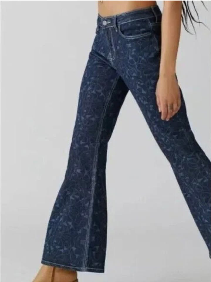 BDG Low Rise Flare Jeans - photo 3