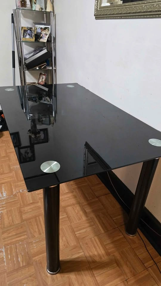 Dining table - photo 3