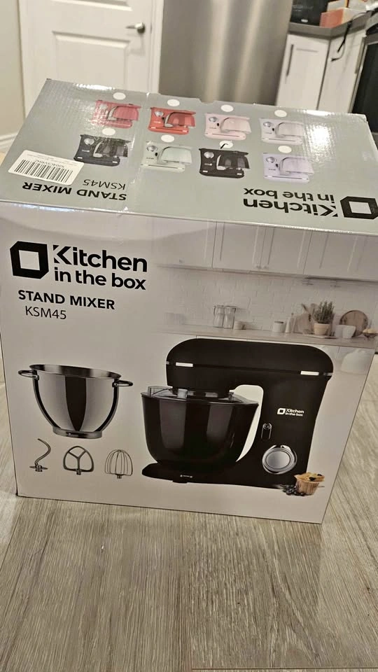 Stand Mixer in Onyx Black - Kitchen in the Box